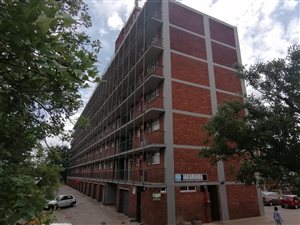 2 Bed Flat in Kwaggasrand