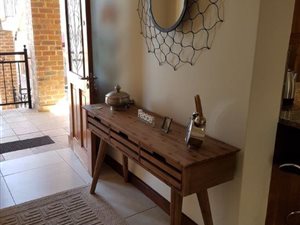 3 Bedroom Apartment in Heritage Hill