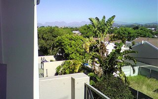 2 Bedroom Flat in Vredekloof