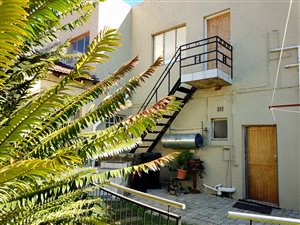 2 Bed Garden Cottage in Ravensklip