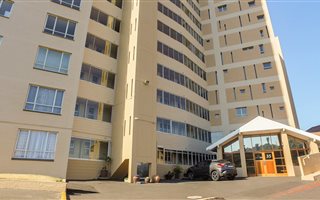3 Bedroom Apartment in Doonside