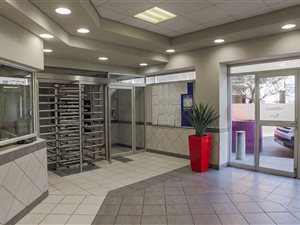0.5 Bed Flat in Johannesburg Central