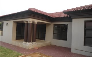 3 Bedroom House in Vanderbijlpark SE
