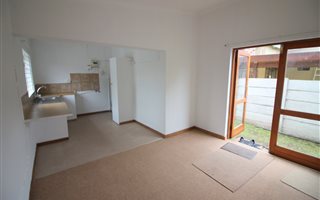 1 Bedroom Garden Cottage in Loerie Park