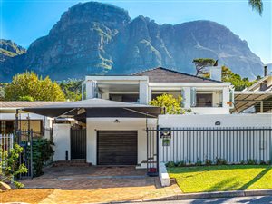 4 Bed House in Newlands