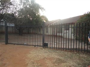 3 Bed House in Heuweloord