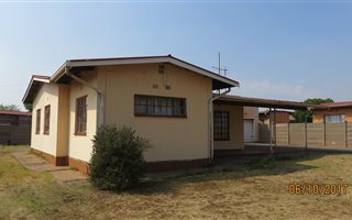 3 Bedroom House in Vanderbijlpark CW