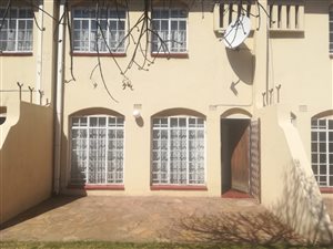 3 Bed Duplex in Vereeniging Central