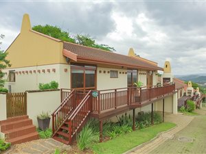 3 Bed Townhouse in Glen Hills