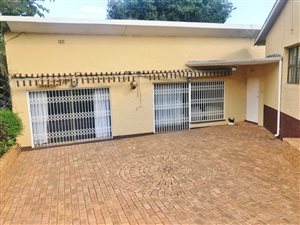 4 Bed House in Dewetshof