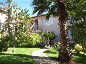 1 Bed Apartment in Radiokop