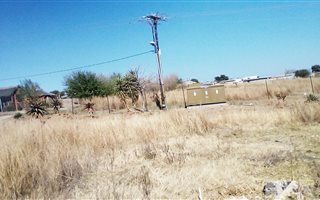 1.2 ha Land available in Austin View