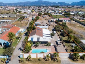 5 Bed House in Schaap Kraal