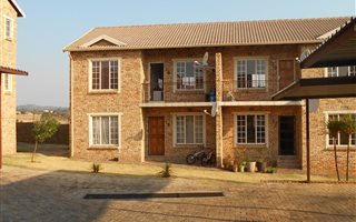 3 Bedroom Apartment in Strubens Valley
