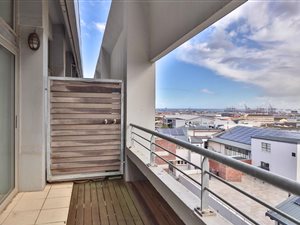 Studio Apartment in University Estate