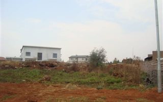 800 m² Land available in Krugersrus
