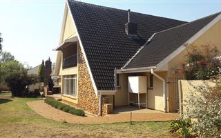 400 m² Commercial space in Potchefstroom Central