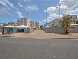 2 Bed Apartment in Bloubergrant