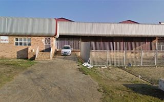 1250 m² Industrial space in Uitenhage Central