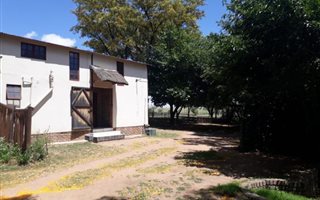 Flat in Mnandi AH