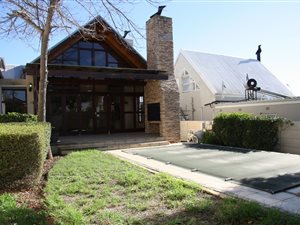 4 Bed House in Die Boord