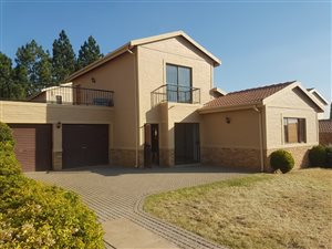 4 Bedroom Townhouse in Halfway Gardens