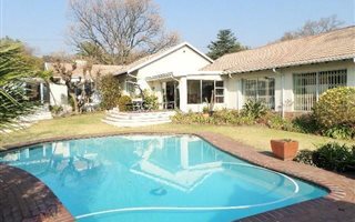 4 Bedroom House in Craighall Park