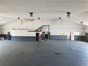 1471 m² Industrial space in Benrose