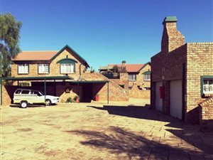 3 Bed Simplex in Lyttelton Manor