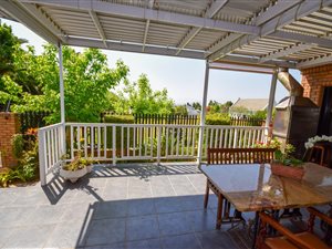 3 Bed House in Everglen