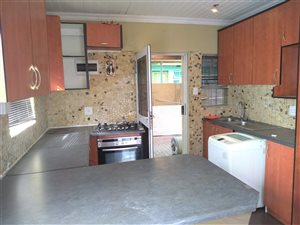 2 Bed Townhouse in Hagley