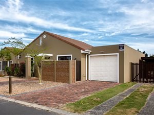 2 Bed House in Windsor Park