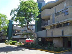 2 Bed Apartment in The Gardens