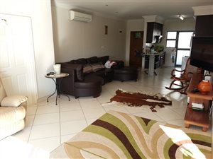 3 Bed House in Westbrook