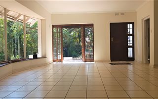 2 Bedroom Garden Cottage in Melrose North