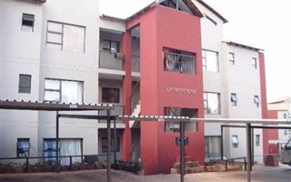 2 Bedroom Townhouse in Honeydew