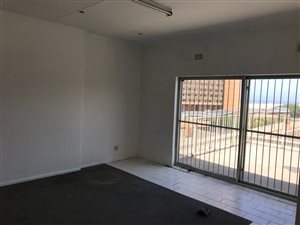 89 m² Office Space in Amanzimtoti