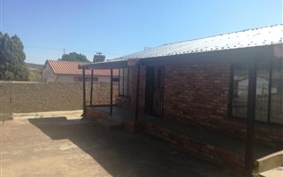 2 Bedroom House in Mabopane