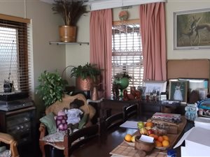 3 Bed House in Charlesville