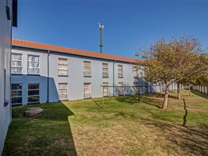 2 Bed Apartment in Tembisa