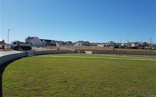 843 m² Land available in Graanendal
