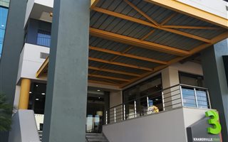 792 m² Commercial space in Kramerville