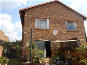 2 Bed Duplex in Bronberrick