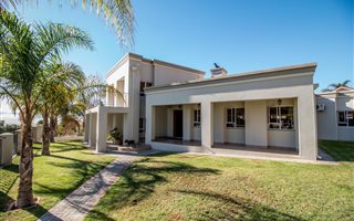 4 Bedroom House in Piketberg
