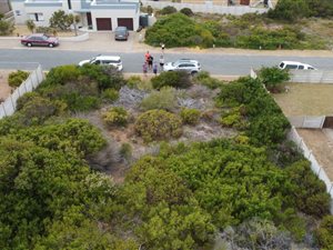 690 m² Land available in Jongensfontein
