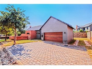 3 Bed House in Country View Estate