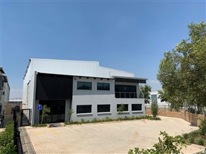 1016 m² Industrial space in Lanseria and surrounds