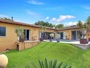 4 Bed House in Blairgowrie