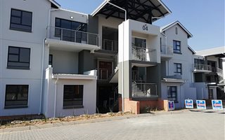 1 Bedroom Apartment in Klipfontein View