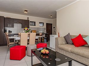 2 Bed Apartment in Jackal Creek Golf Estate